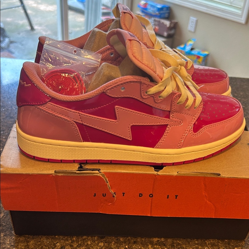 Men Pink  Lightning Accent Sneakers Kool KIY Reves low